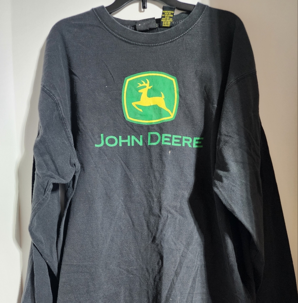 Black long sleeve john deere tshirt size large